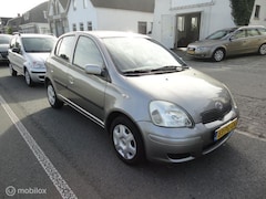 Toyota Yaris - 1.3 VVT-i Sol nwe apk