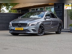 Mercedes-Benz CLA-Klasse - 180 Panoramadak I Night Pakket I Urban Pakket I Bi-Xenon I Cruise I Navi I NL Auto I NAP I