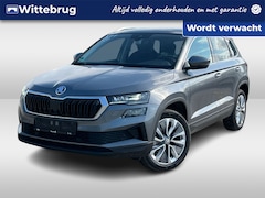 Skoda Karoq - 1.5 TSI ACT 150pk Style DSG Automaat / Leder / LED IQ Matrix / LM 18 inch / Navigatie / Tr