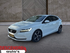 Volvo V40 - 2.0 T2 Nordic+