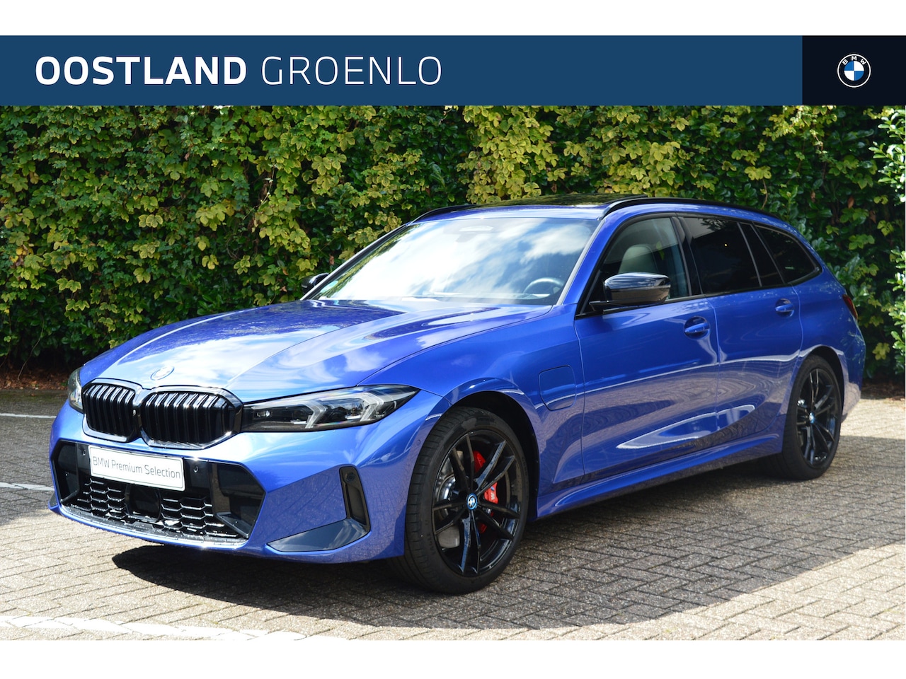BMW 3-serie Touring - 330e xDrive High Executive M Sport Automaat / Panoramadak / Adaptief M Onderstel / Stoelve - AutoWereld.nl
