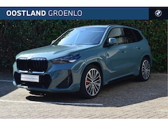 BMW X1 - xDrive30e High Executive M Sport Automaat / Panoramadak / Trekhaak / Sportstoelen / Parkin