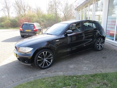 BMW 1-serie - 116i Business Line START NIET