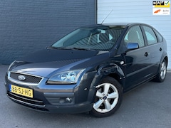 Ford Focus - 1.6-16V Futura APK-02-2026/CRUISE/LMV/AIRCO/5DEURS