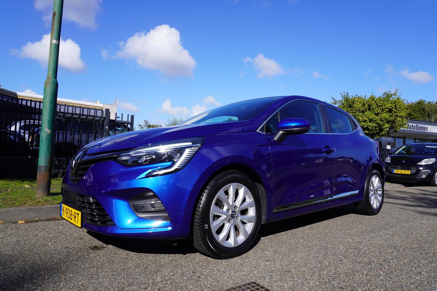 Renault Clio - 1.0 TCe 90pk Intens BOSE Navigatie Apple Carplay - AutoWereld.nl