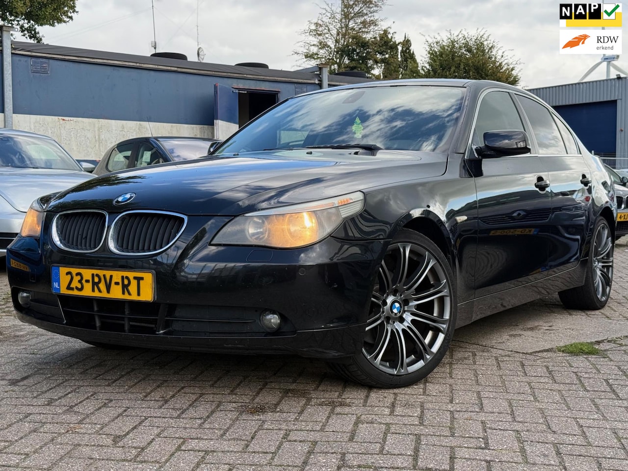 BMW 5-serie - 523i Executive | Automaat - AutoWereld.nl