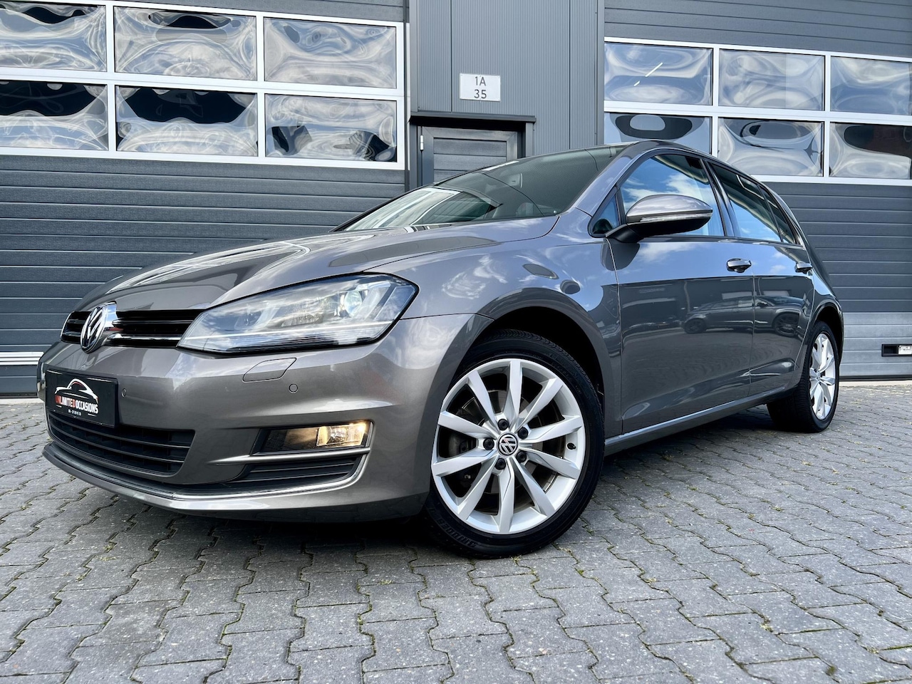 Volkswagen Golf - 1.4 TSI HIGHLINE *CAMERA*CRUISE*XENON*TREKHAAK - AutoWereld.nl
