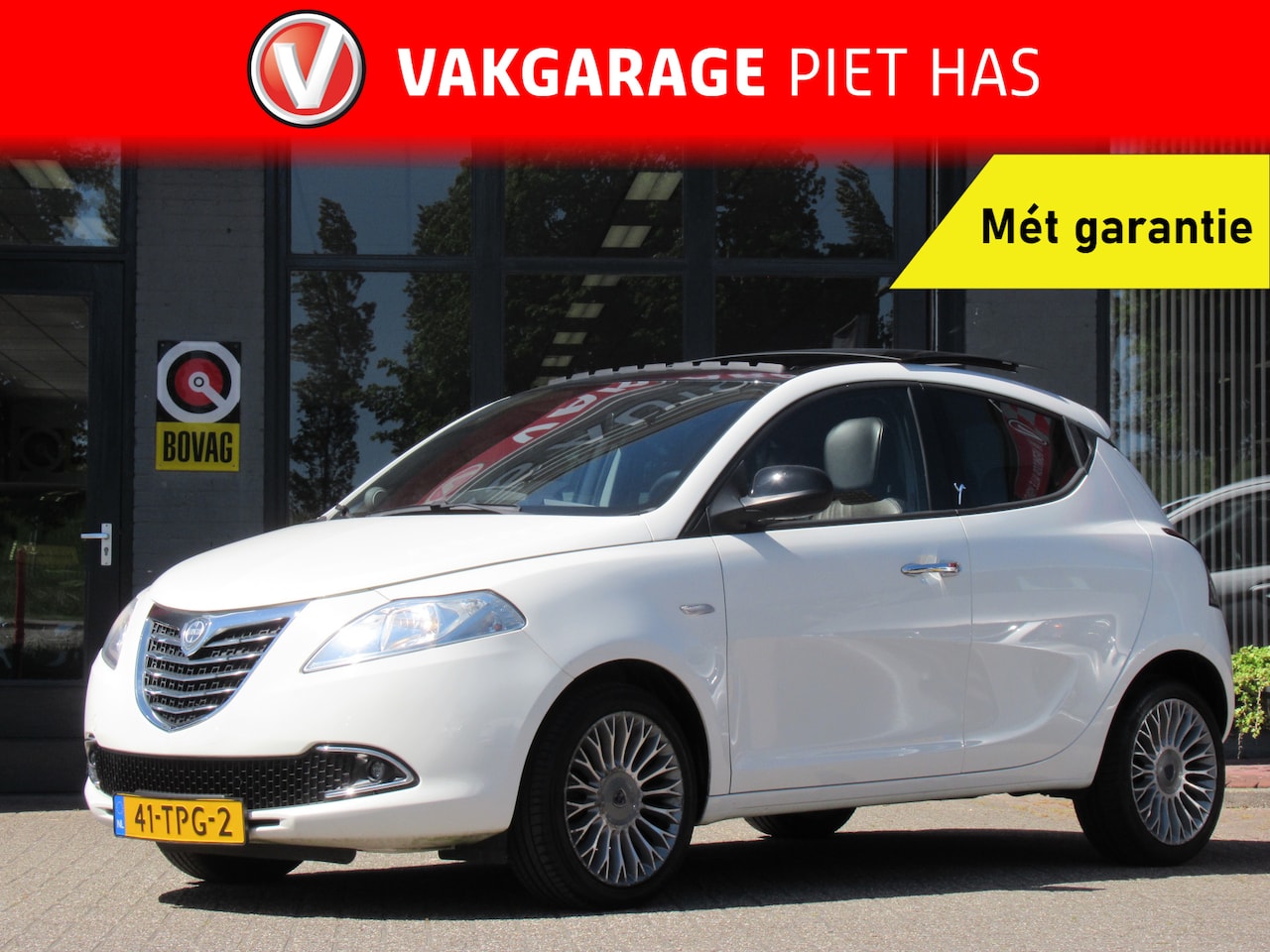 Lancia Y(psilon) - Ypsilon 0.9 TwinAir Platinum | Clima-Airco | Radio-CD | Panoramadak | Incl. Garantie | - AutoWereld.nl