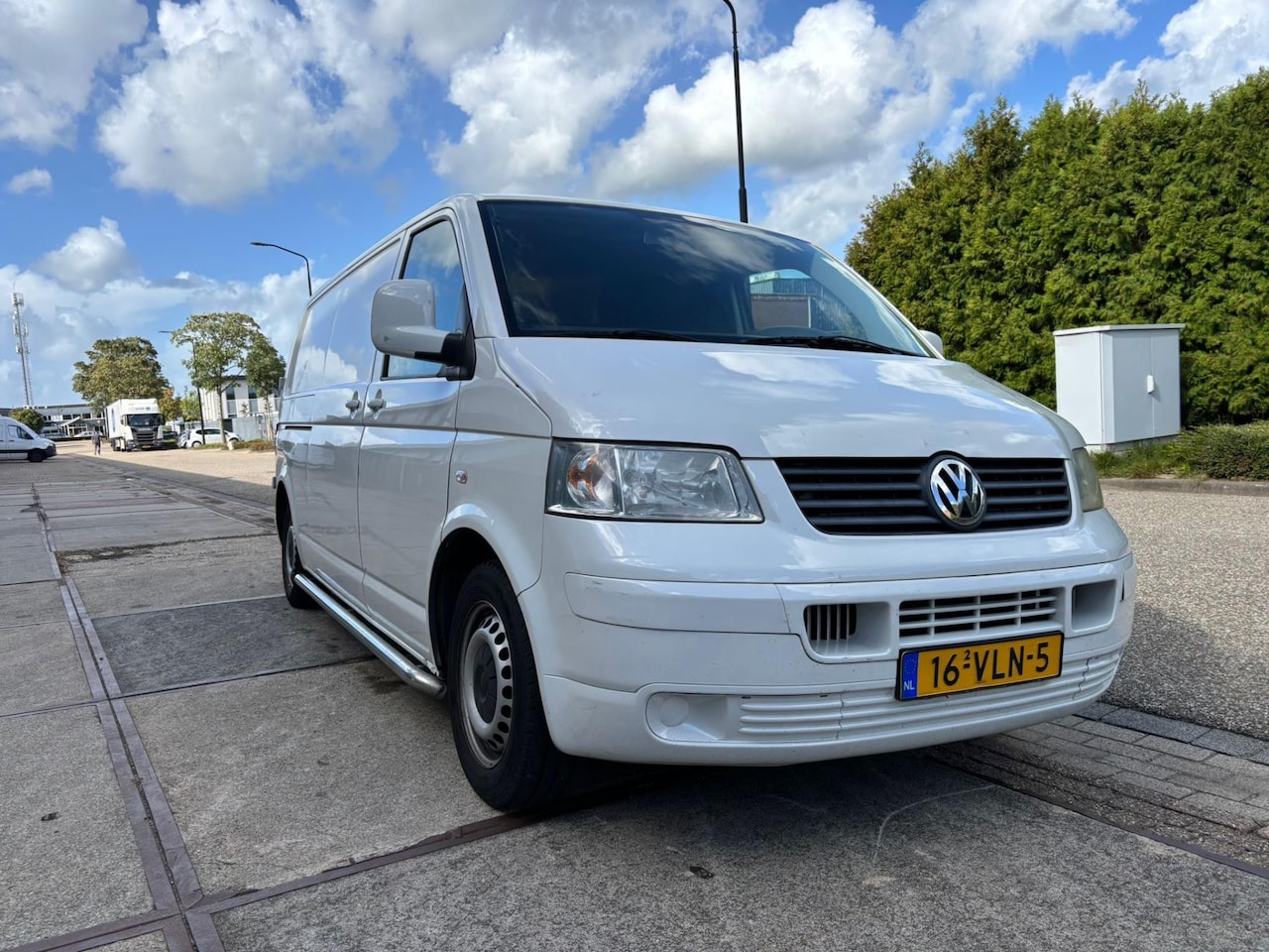 Volkswagen Transporter - 2.5 TDI 340 Trendline DC 2.5 TDI 340 Trendline DC - AutoWereld.nl