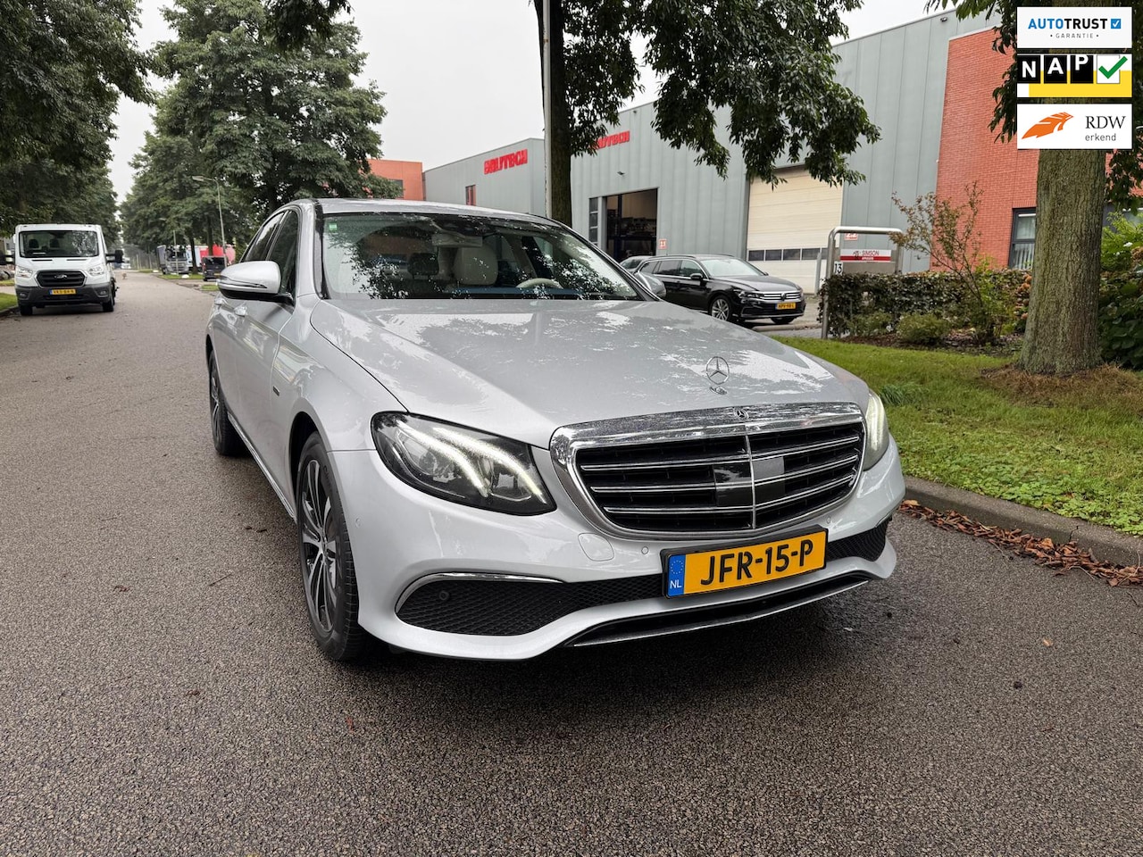 Mercedes-Benz E-klasse - 300 e AMG Line 300 e AMG Line - AutoWereld.nl