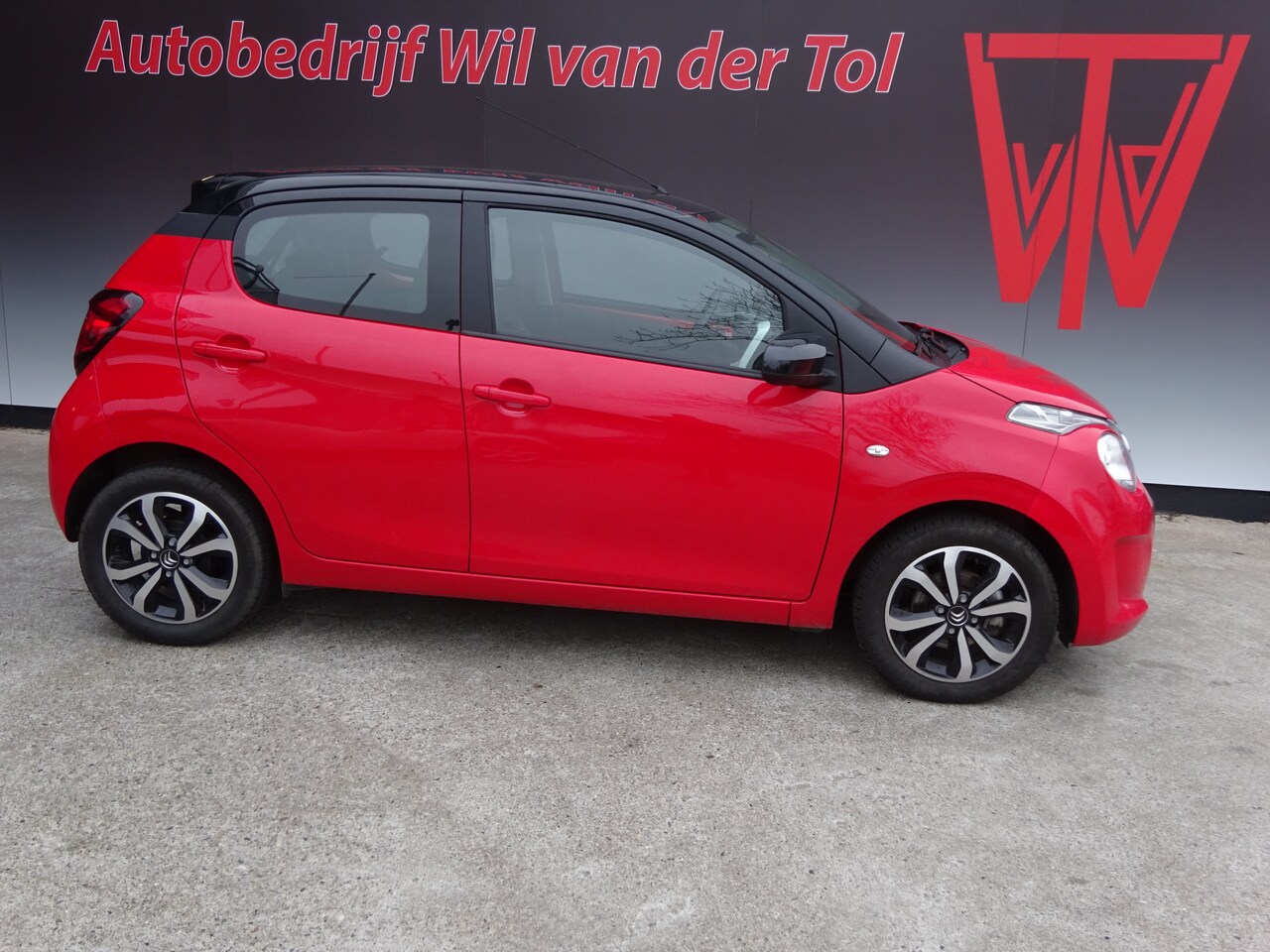 Citroën C1 - 1.0 e-VTi STYLE EDITION | AIRCO | NAVIGATIE | CARPLAY | NIEUWE APK!! - AutoWereld.nl