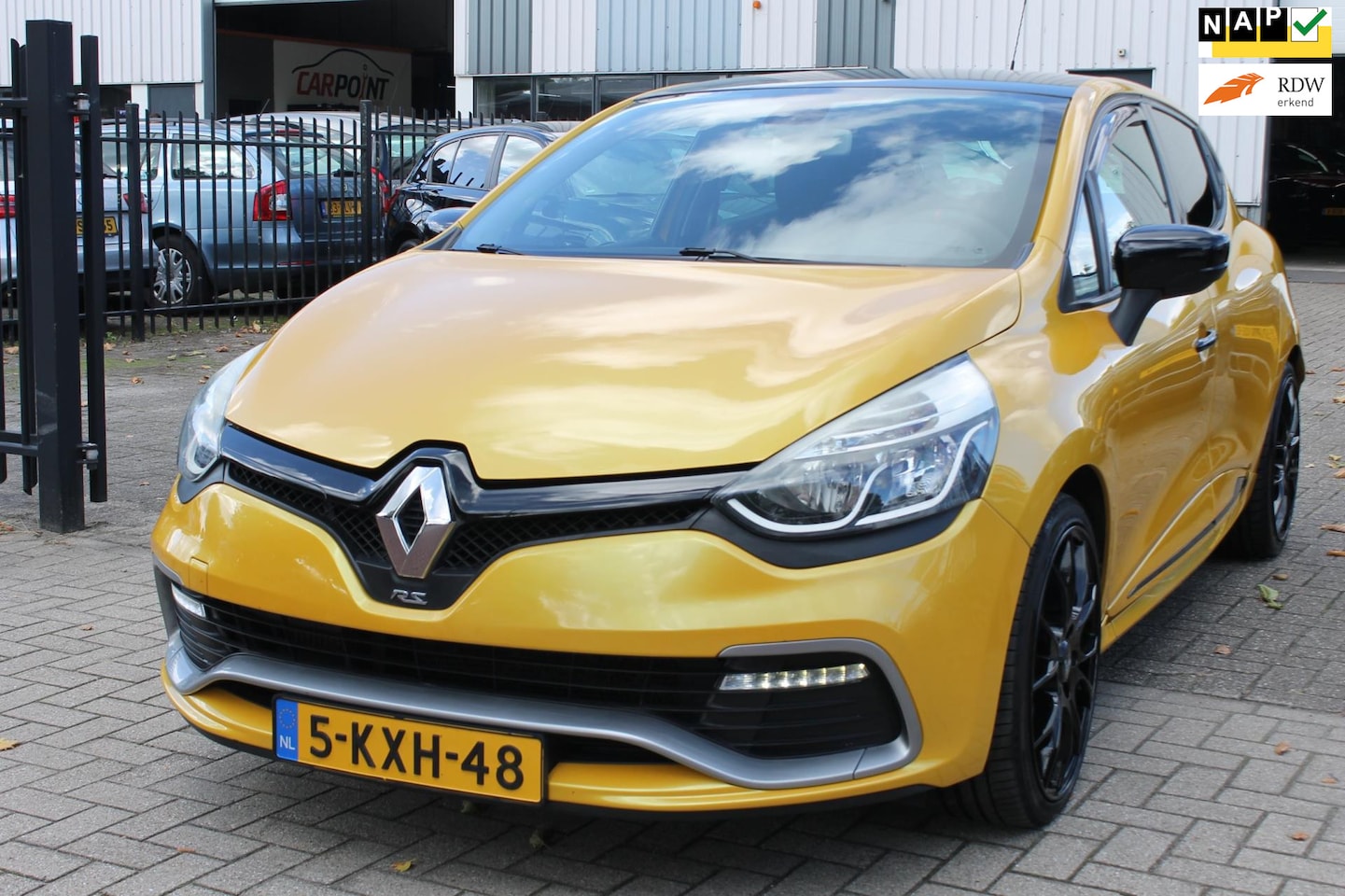 Renault Clio - 1.6 R.S. 200PK Navi Clima Keyless Cruise! - AutoWereld.nl