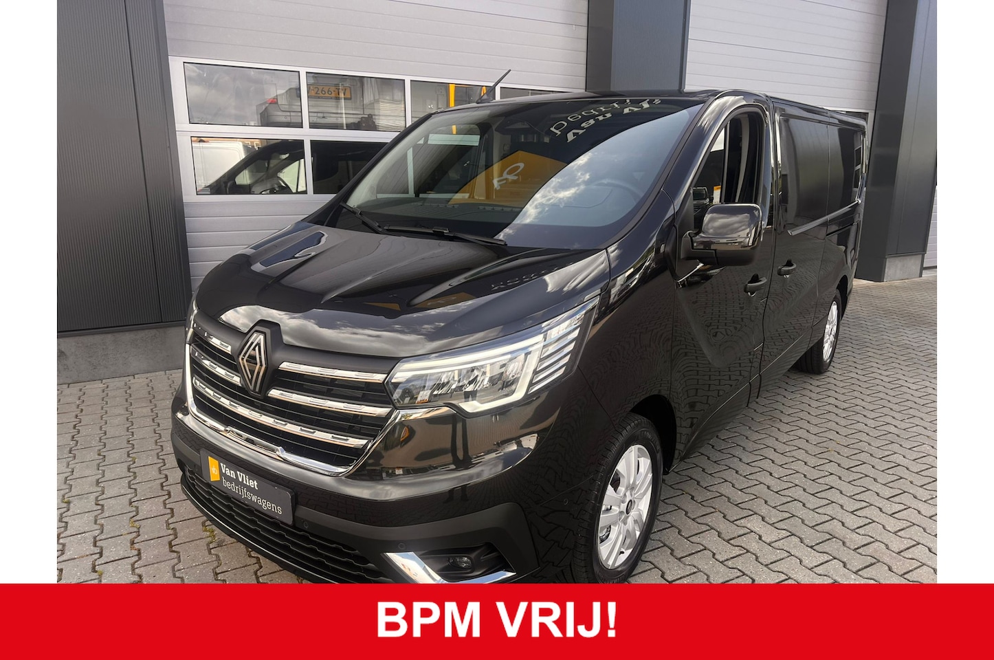 Renault Trafic - 2.0 Blue dC1 150 T30 L2H1 Extra Dubbele schuifdeur VVB294 BPM vrij! Benut nu nog uw voorde - AutoWereld.nl