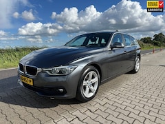 BMW 3-serie Touring - 318i Centennial Executive, Navi, PDC, Sportstoelen, Elektrische achterklep,