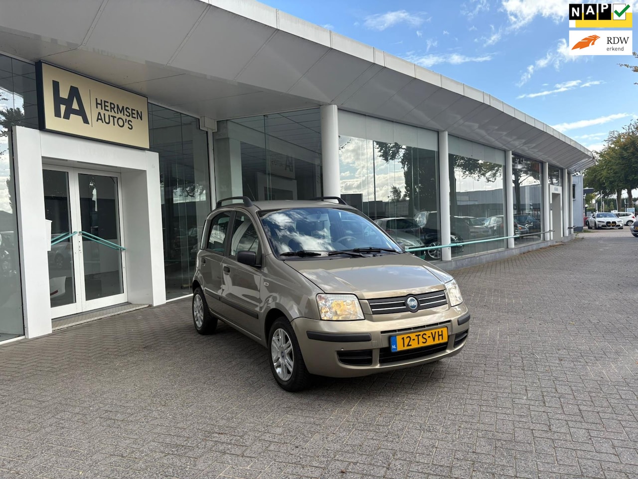 Fiat Panda - 1.2 Emotion | APK | 5 Deurs | Airco | Distributie V.V. - AutoWereld.nl