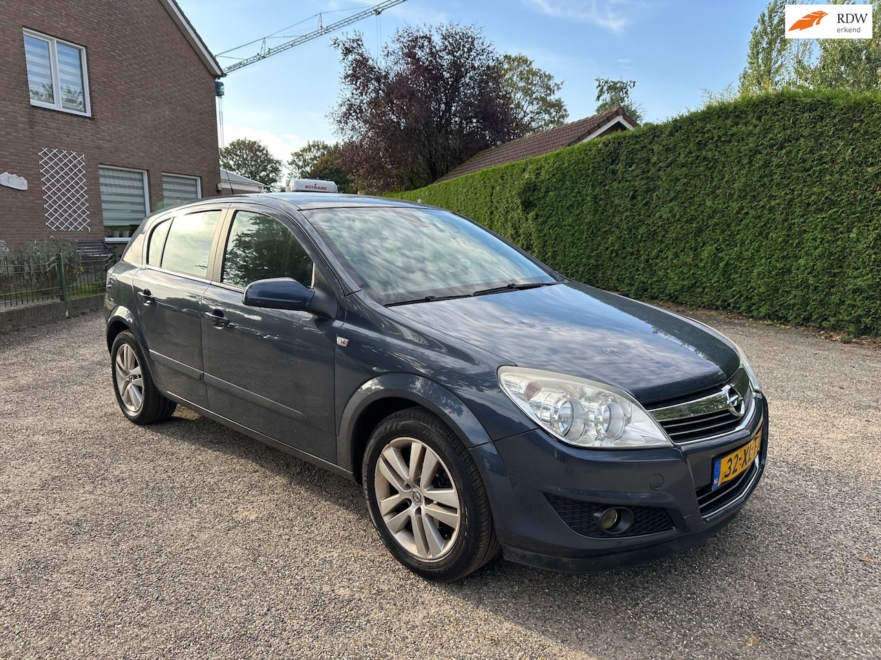 Opel Astra - 1.8 Cosmo 1.8 Cosmo - AutoWereld.nl
