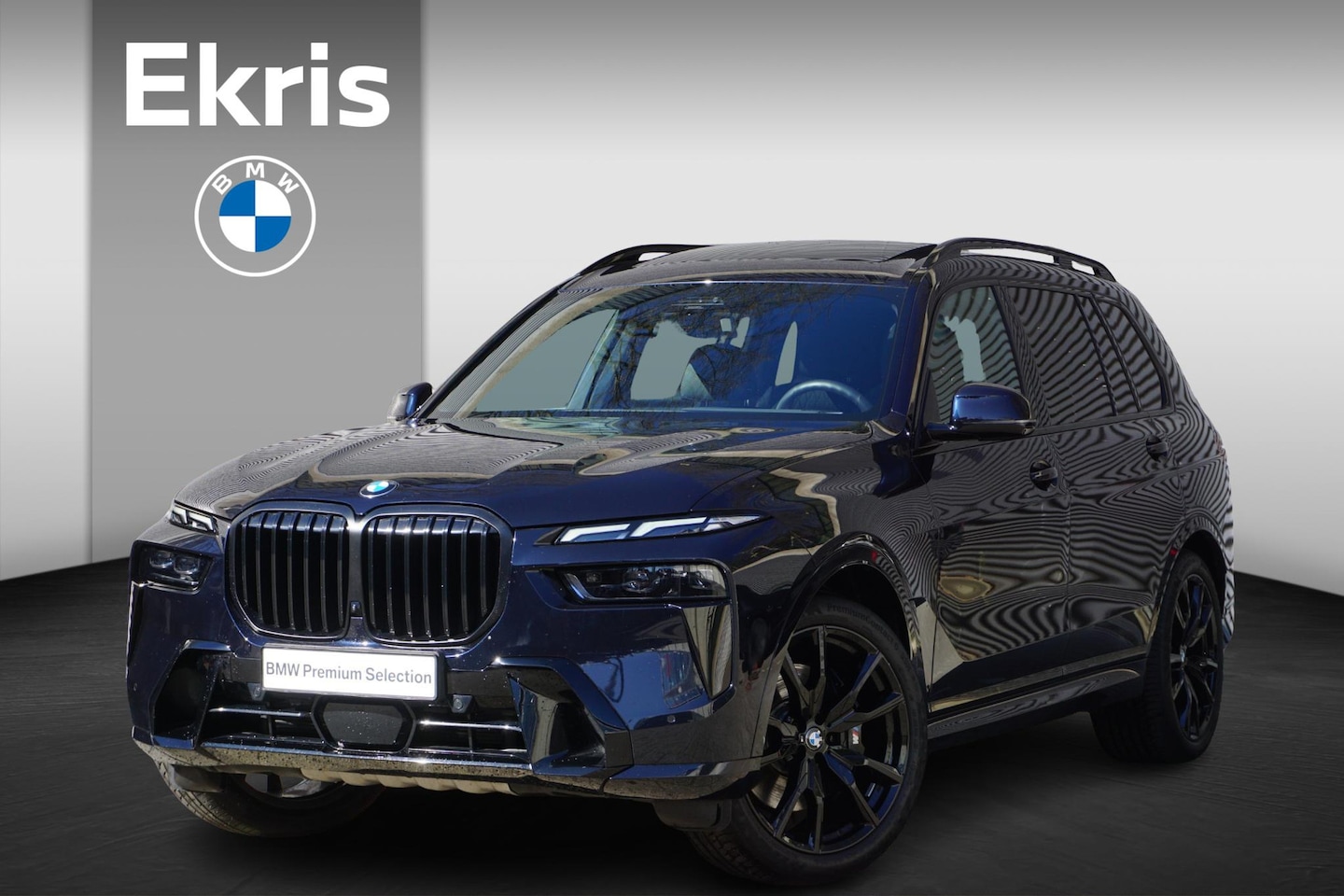 BMW X7 - xDrive40i M Sportpakket Pro | 7 persoons l Comfort Pack | 22 inch LM M V-Spaak in Jet Blac - AutoWereld.nl
