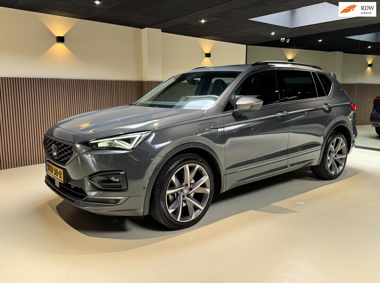 SEAT Tarraco - 1.4 TSI e-Hybrid PHEV FR |MATRIX|PANO|ACC|LANE-ASSIST|MEMORY|360CAMERA|245PK - AutoWereld.nl