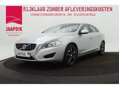 Volvo S60 - BWJ 2011 1.6 180 PK T4 Momentum AUTOMAAT / TREKHAAK / CRUISE / CLIMA / NAVI / PARKEERSENSO
