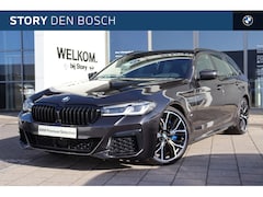BMW 5-serie Touring - 530i High Executive M Sport Automaat / Trekhaak / Adaptieve LED / Comfort Access / Parking