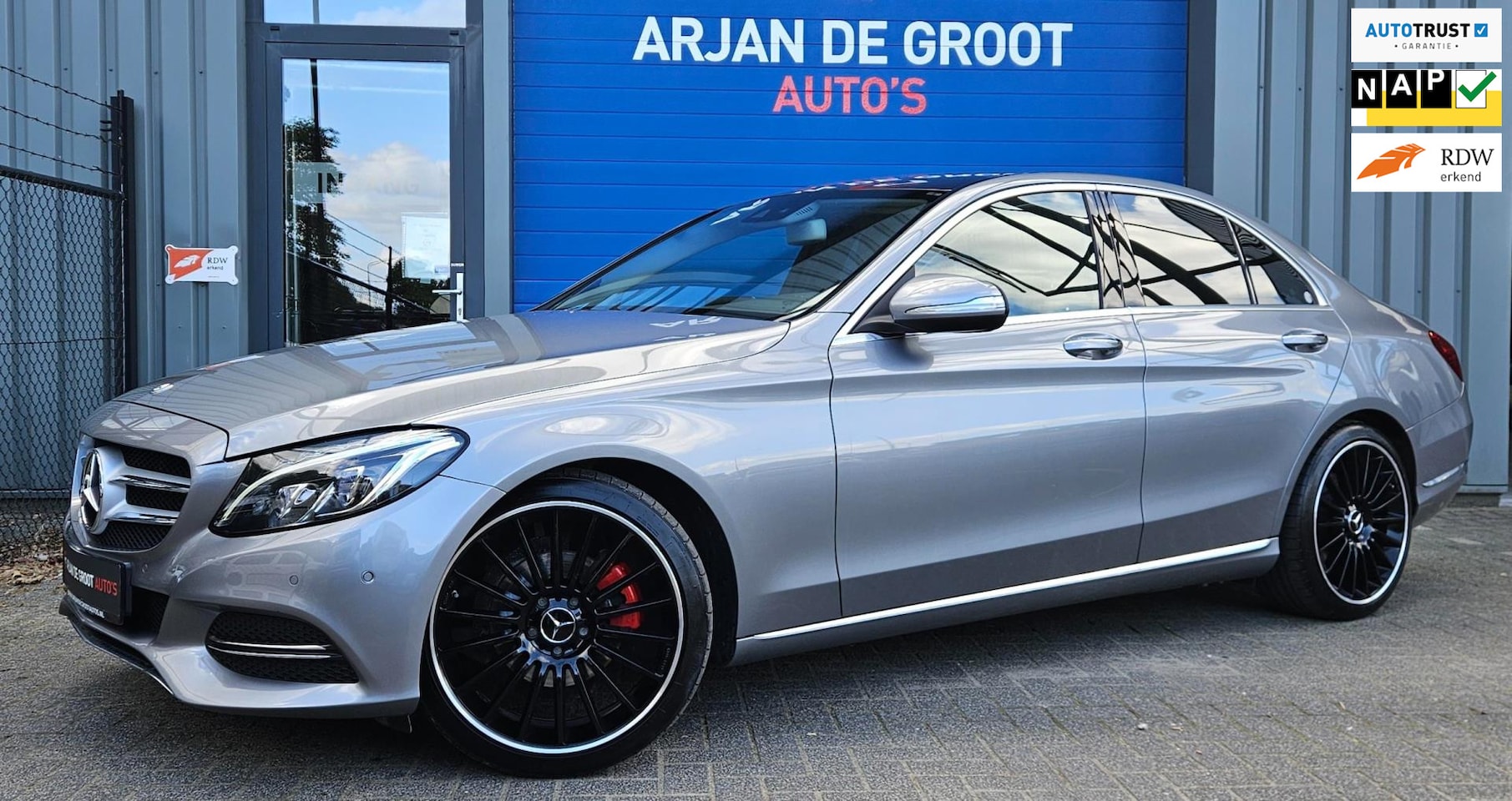 Mercedes-Benz C-klasse - 180 Avantgarde Clima Navi Cruise Full Led Trekhaak - AutoWereld.nl