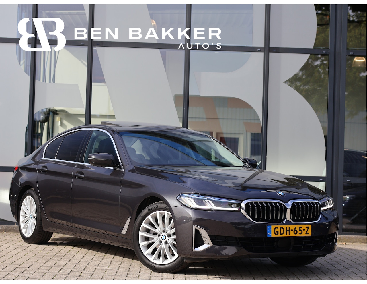 BMW 5-serie - 520d Business Edition Plus | ACC | Laser | HUD | Dakje | Active Steering | - AutoWereld.nl