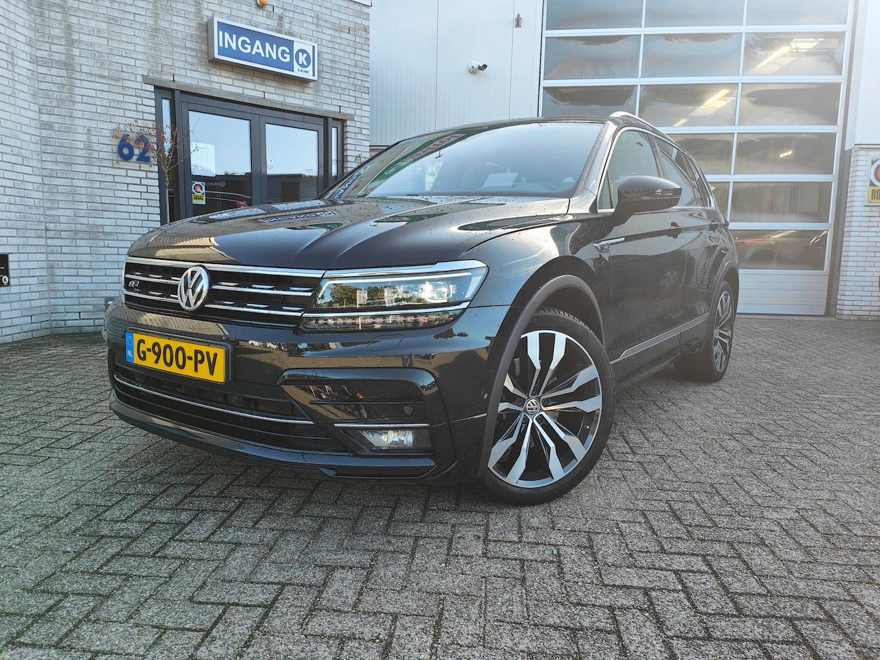 Volkswagen Tiguan - 2.0 TSI 190pk 3x R-line | Pano | Virtueel | Trekhaak | Headup | - AutoWereld.nl
