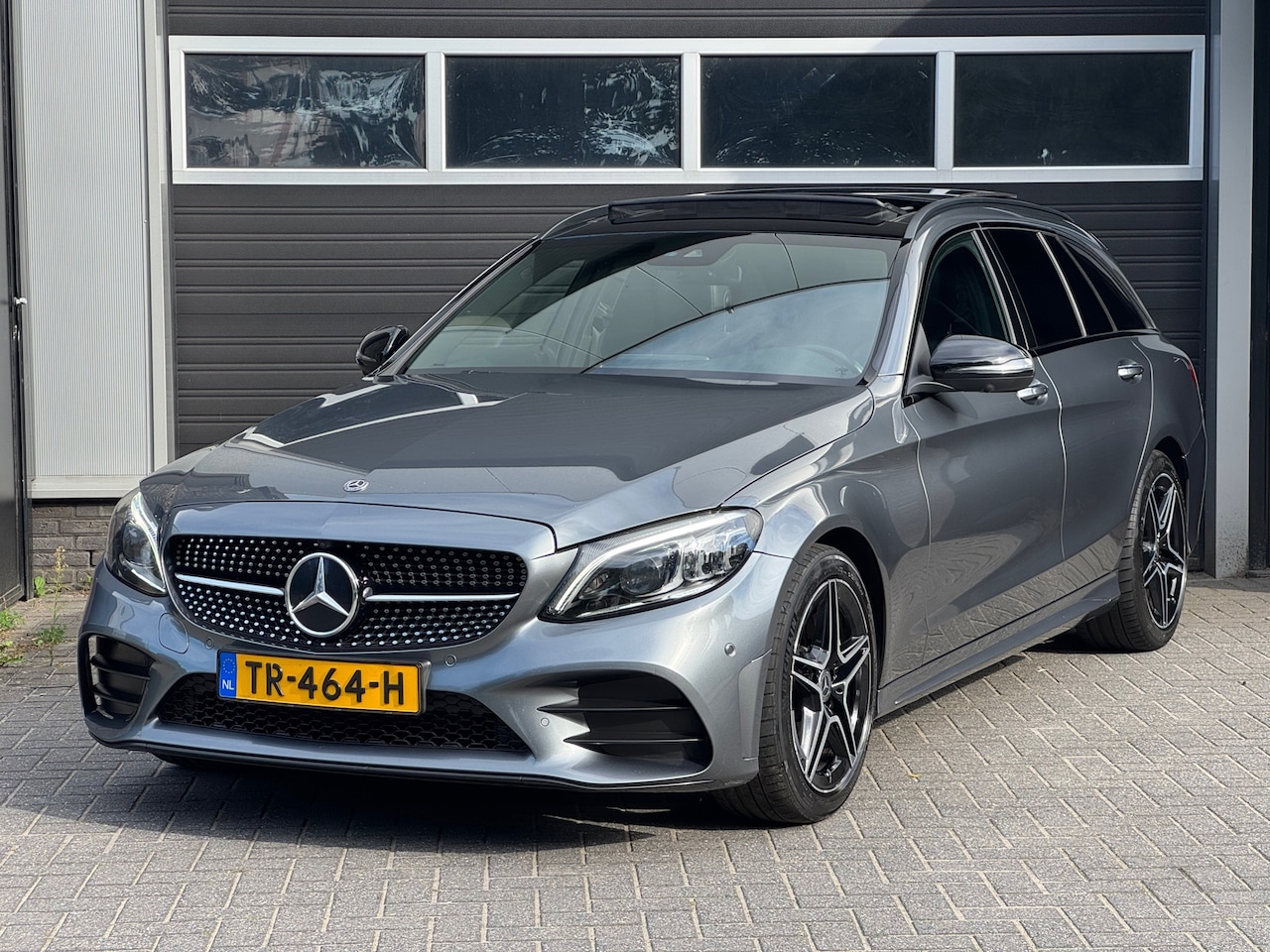 Mercedes-Benz C-klasse Estate - 300 AMG Sport Virtual, Multibeam, Pano, Burmester, Ambient, 360 Camera, NAP - AutoWereld.nl