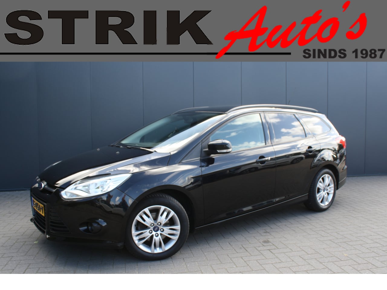 Ford Focus Wagon - 1.0 EcoBoost Titanium - AIRCO - TREKHAAK - PDC - AutoWereld.nl