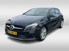 Mercedes-Benz A-klasse - 180 Ambition / Navigatie / Parkeerhulp achter / Half leder / 17'' / Sfeerverlichting / Blu