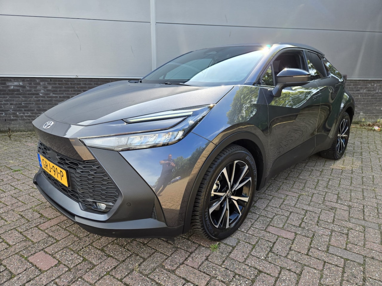 Toyota C-HR - 1.8 Hybrid 140 Dynamic - AutoWereld.nl