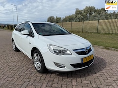 Opel Astra Sports Tourer - 1.4 Turbo Cosmo