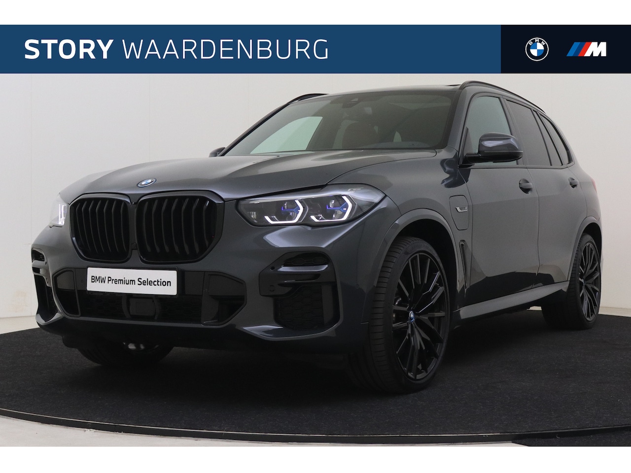 BMW X5 - xDrive45e High Executive M Sport Automaat / Panoramadak / Laserlight / Bowers & Wilkins / - AutoWereld.nl
