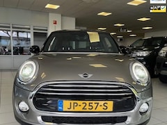 MINI Cooper - 1.5 Chili Business/Panoramadak/NAP/Leder/Alcantare/Sfeerverlichting/Automaat