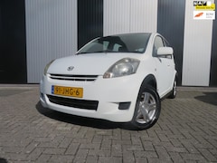 Daihatsu Sirion 2 - 1.3-16V Sport