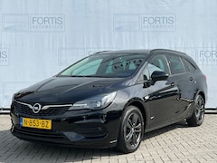 Opel Astra Sports Tourer - 1.2 Design & Tech NL AUTO } CARPLAY | CAMERA |
