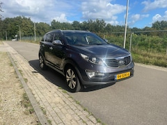 Kia Sportage - 2.0 X-clusive [Bom vol opties][Panodak][trekhaak][camera]