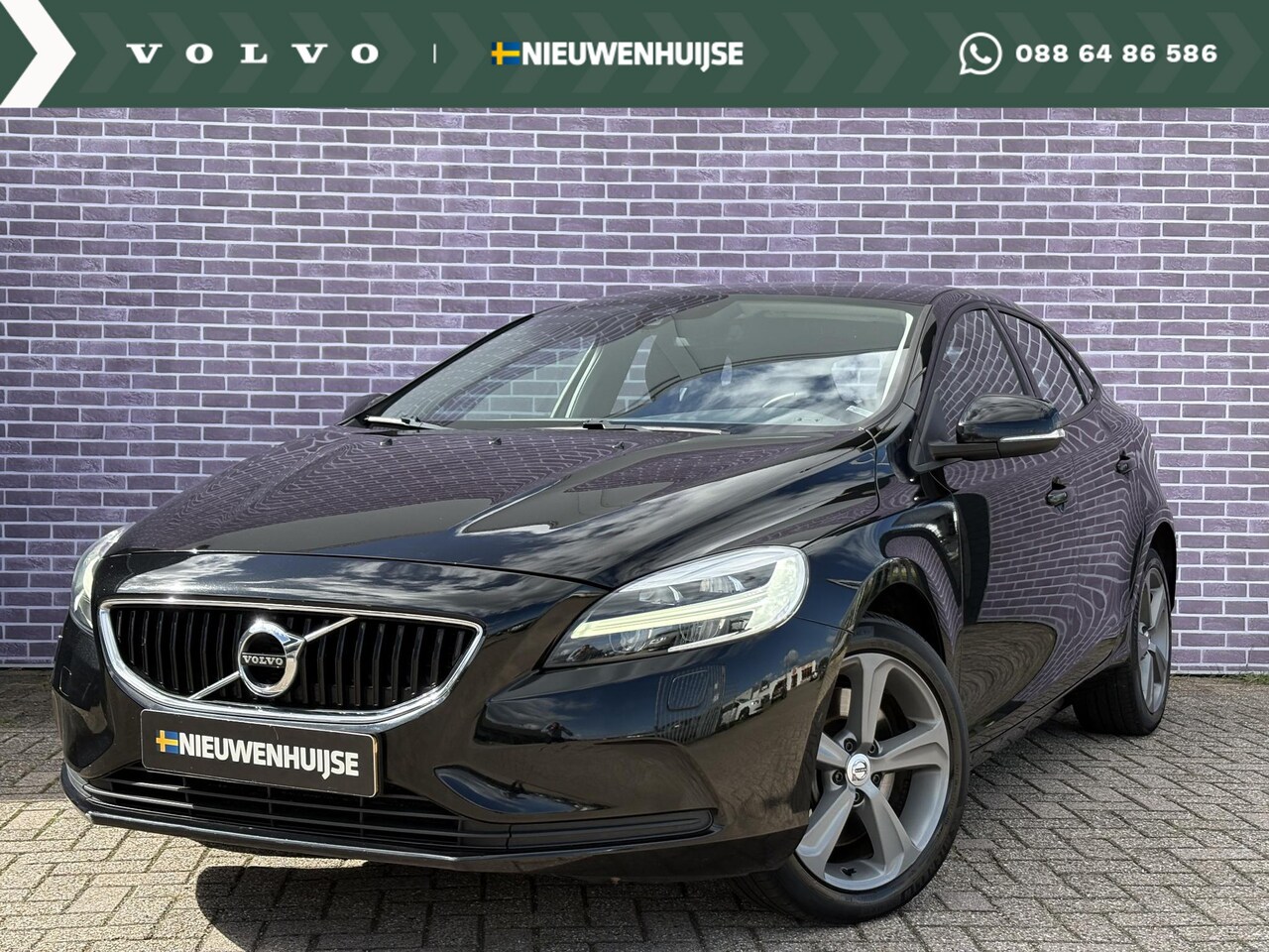Volvo V40 - 1.5 T3 Nordic+ | LED | Parkeer sensoren achter | Climate control | Cruise control | Regens - AutoWereld.nl