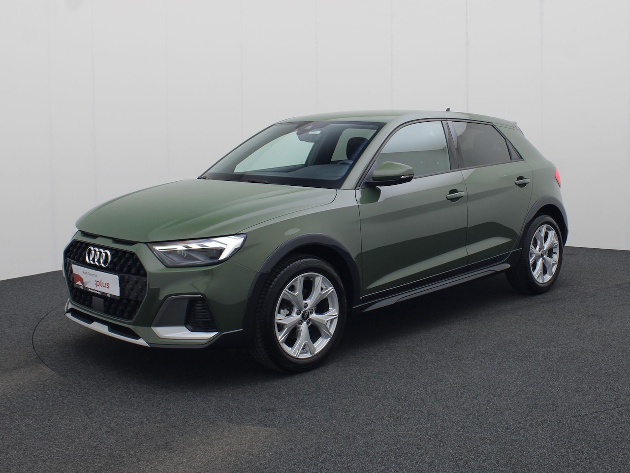 Audi A1 allstreet - 30 TFSI/116PK S-tronic · Apple/Android · Navigatie · Parkeersensoren · Garantie tot januar - AutoWereld.nl