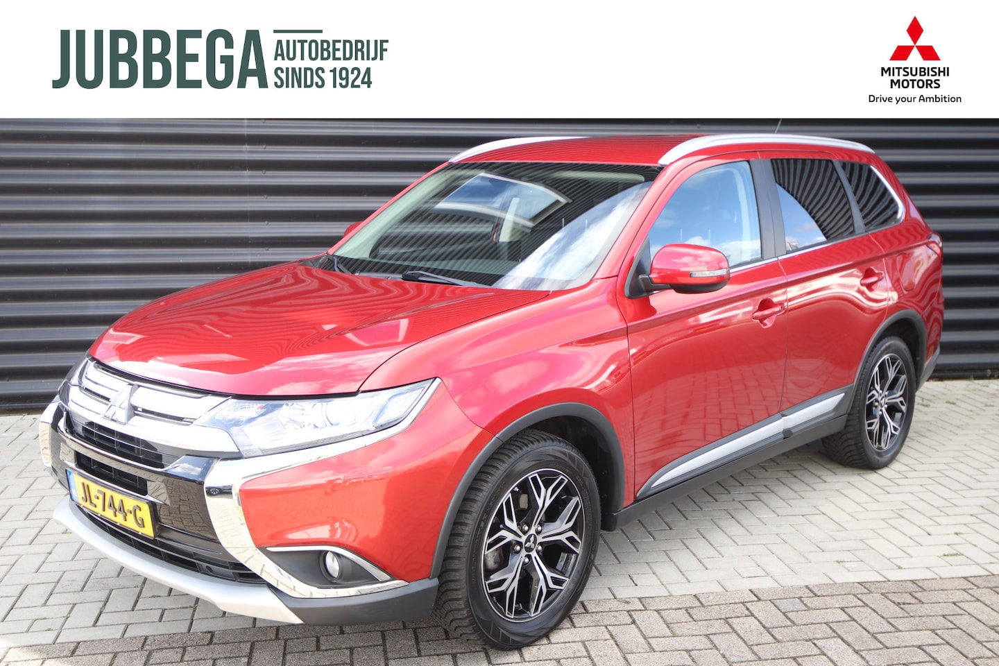 Mitsubishi Outlander - 2.0 Automaat 1e Eigenaar, Slechts 42.817 km! Trekgewicht 1.600 kg, 18"LM - AutoWereld.nl