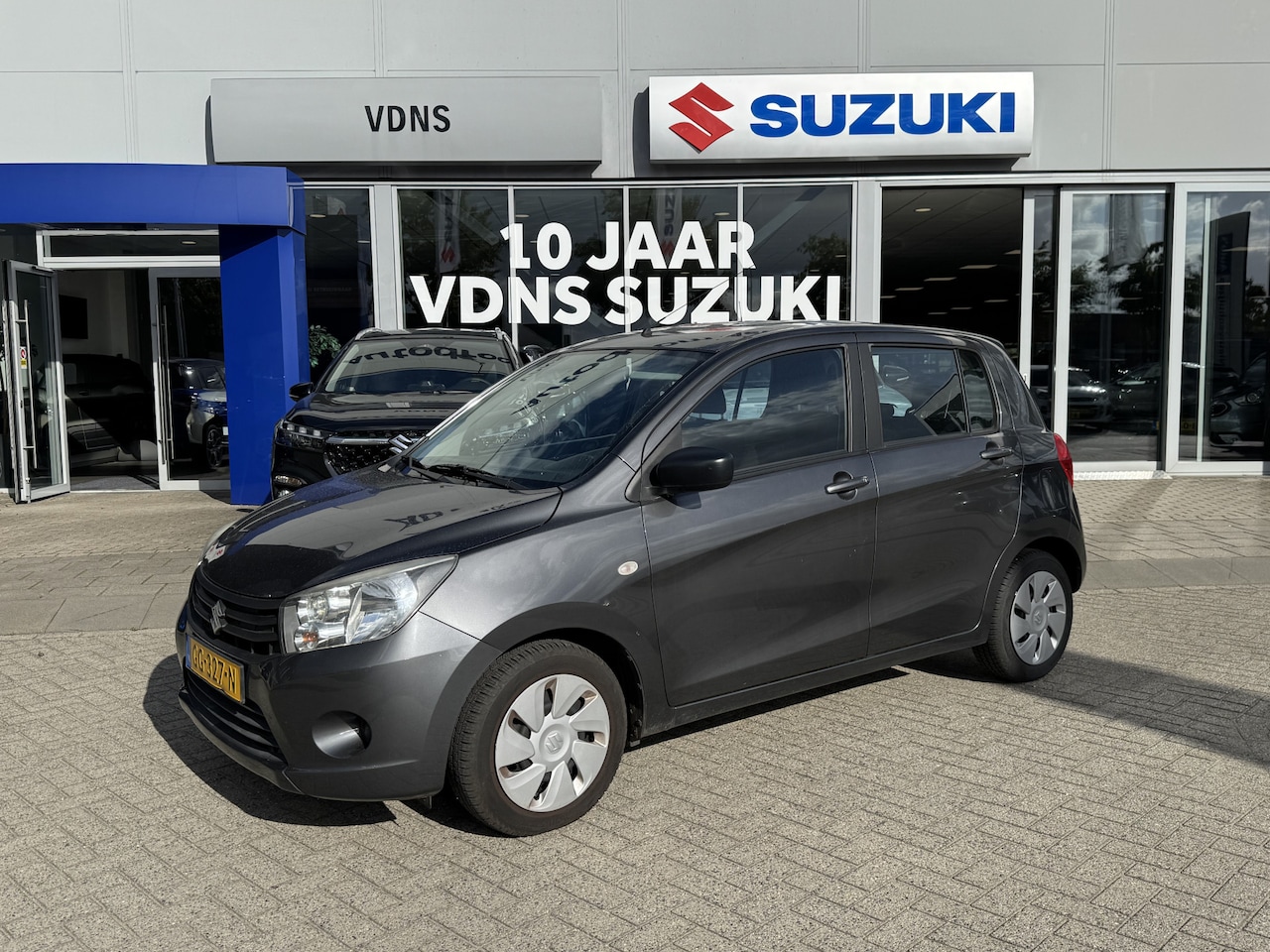 Suzuki Celerio - 1.0 Comfort zeer zuinig Dealer onderhouden info: M.Safari 0492588976 - AutoWereld.nl