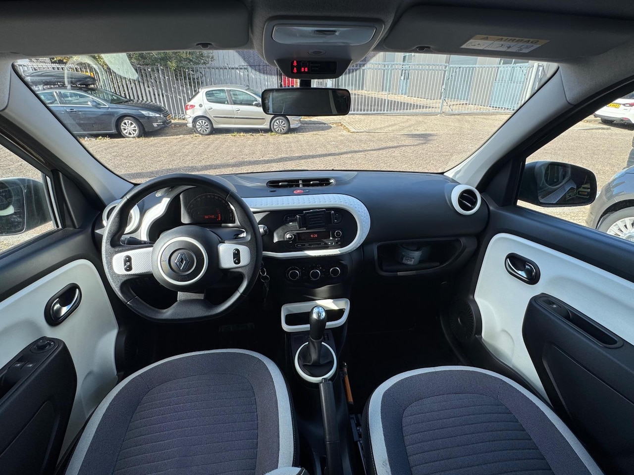 Renault Twingo - 1.0 SCe Collection 1.0 SCe Collection - AutoWereld.nl