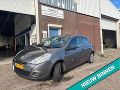 Renault Clio - 1.2 Special Line