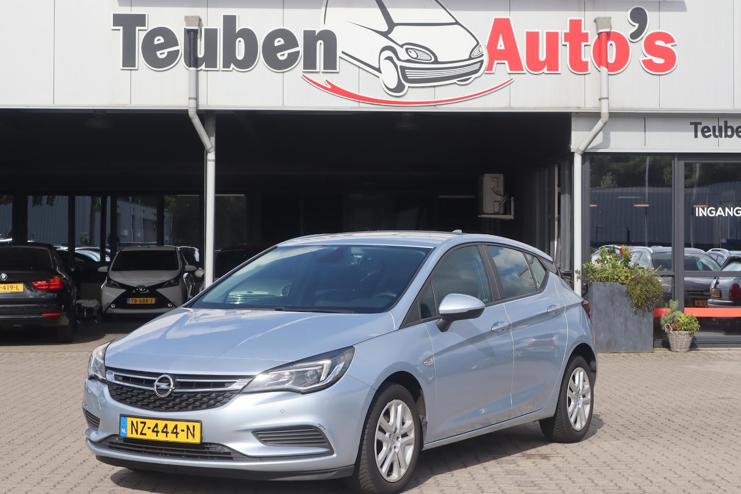 Opel Astra - 1.0 Online Edition Camera, Navigatie, Apple Carplay, Cruise control - AutoWereld.nl