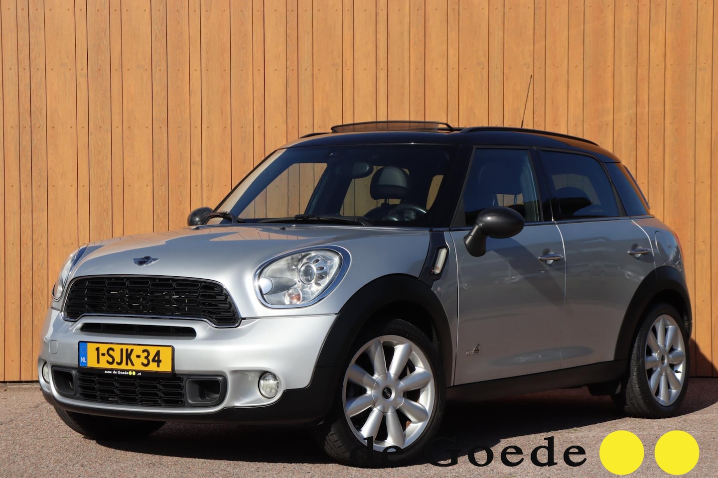 MINI Countryman - Mini 1.6 Cooper S ALL4 Pepper leer+vw schuifdak - AutoWereld.nl