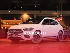 Mercedes-Benz GLA-Klasse - 180 AMG Line, Facelift, 136 PK, Pano/Dak, Head/Up, Night/Pakket, Burmester, Trekhaak, Keyl