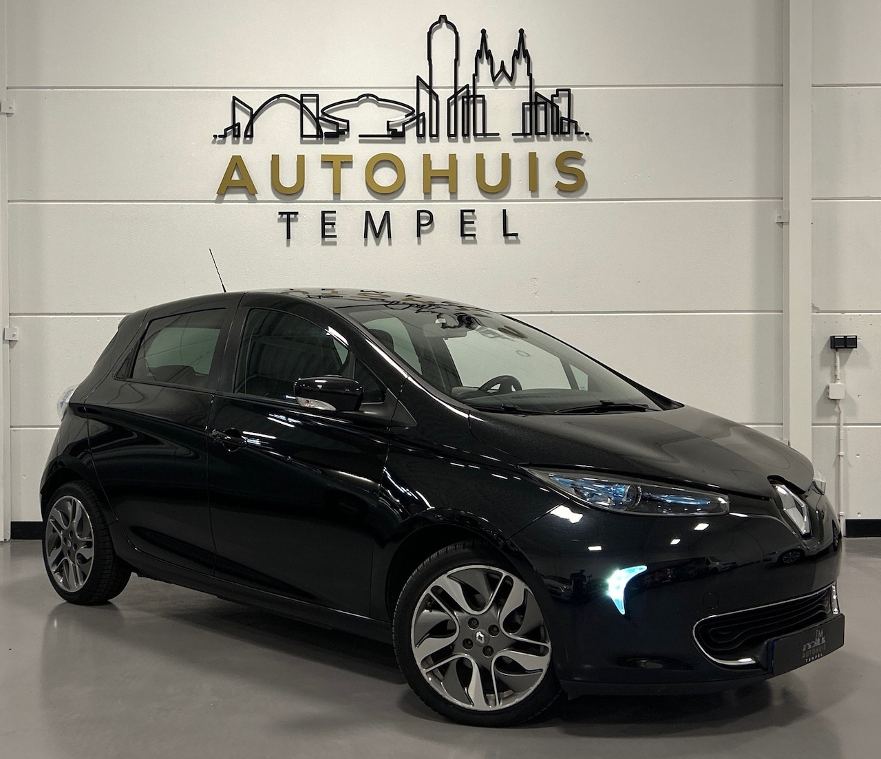 Renault Zoe - Q210 Zen Quickcharge 22 kWh Incl Accu Nap Airco Camera Cruise Climate Parkeersensoren 17 I - AutoWereld.nl