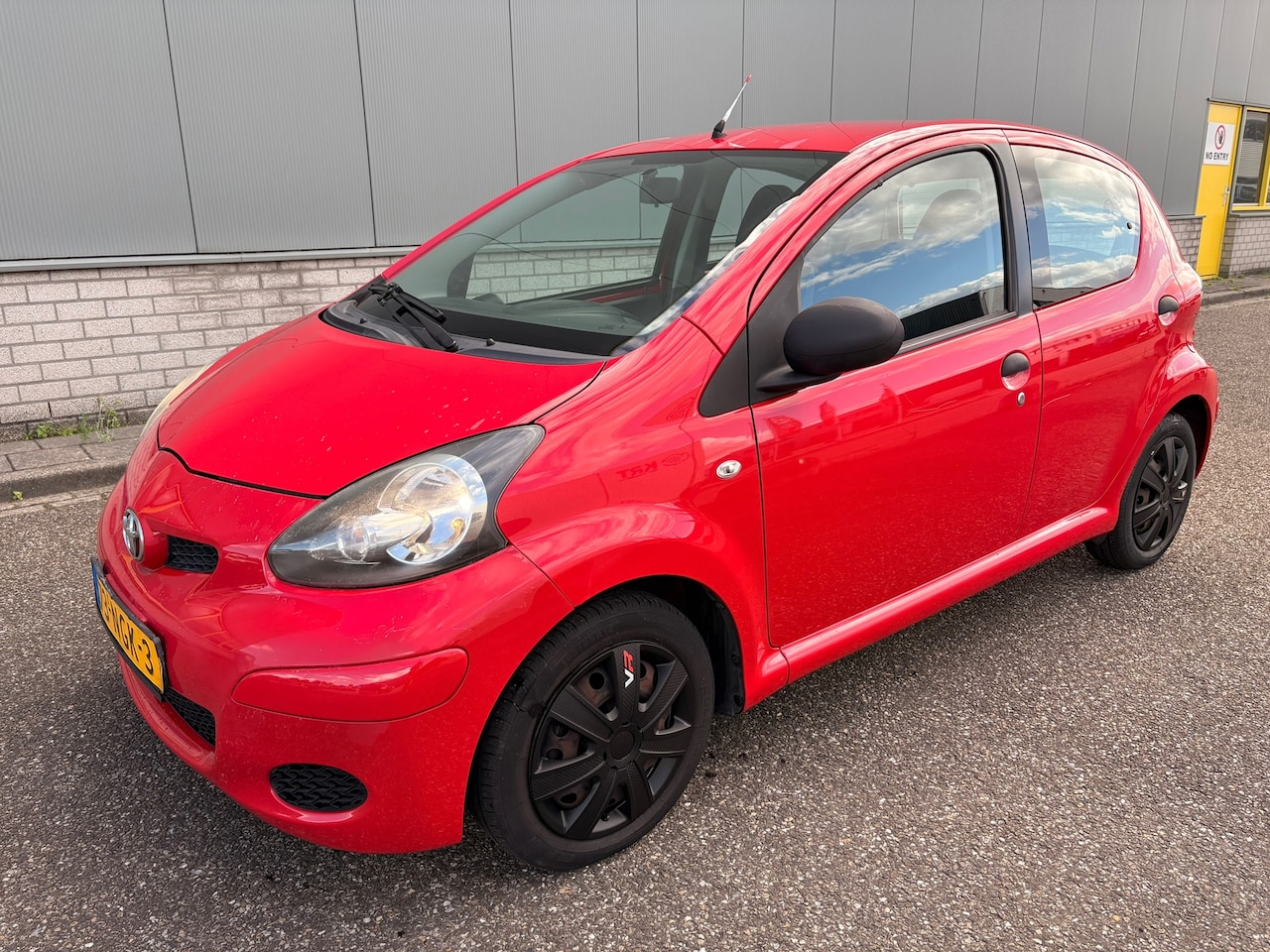 Toyota Aygo - 1.0-12V Access 1.0-12V Access - AutoWereld.nl