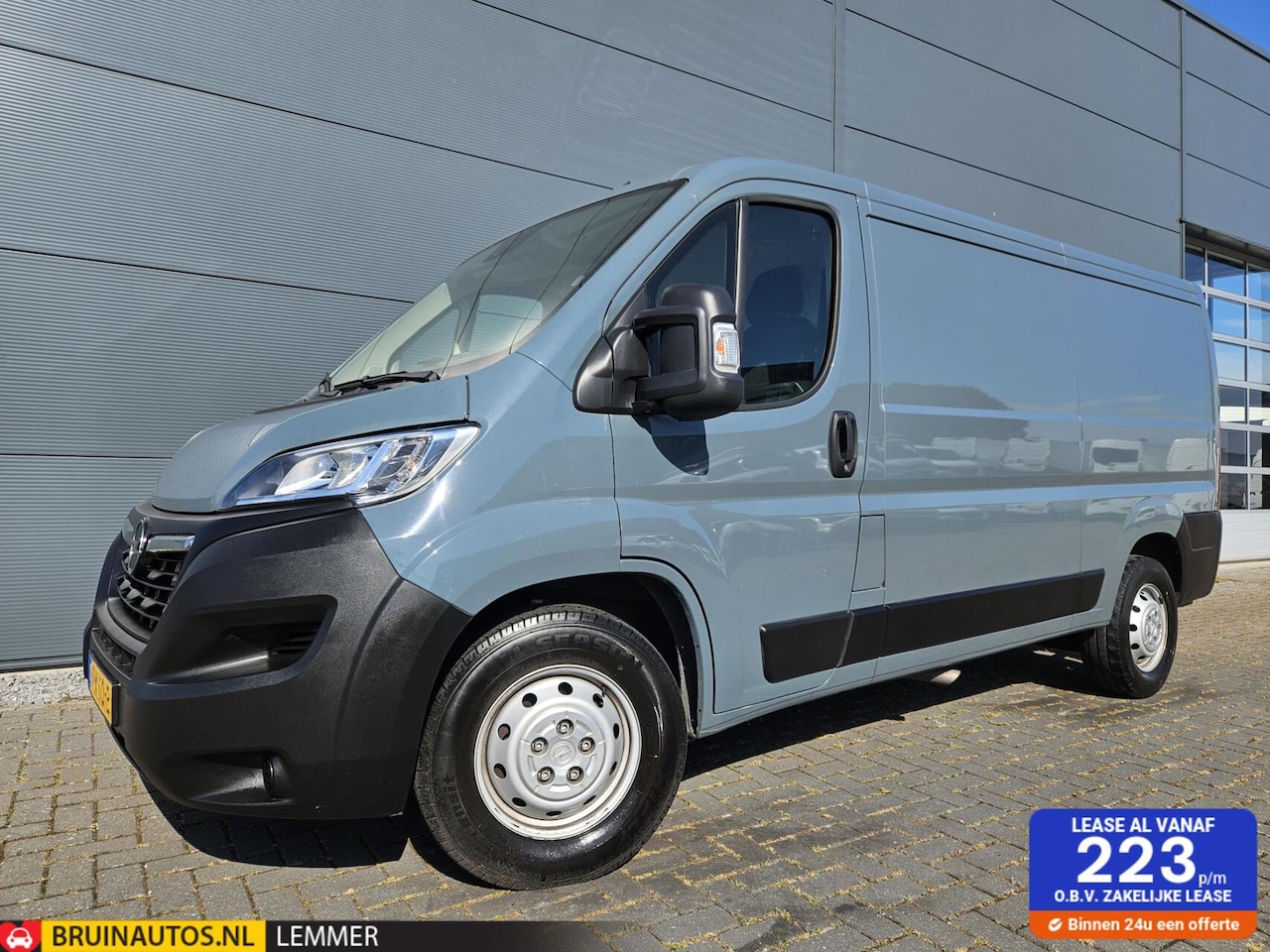 Opel Movano - 2.2D L2H2 Airco Camera Navigatie Trekh 3000kg - AutoWereld.nl