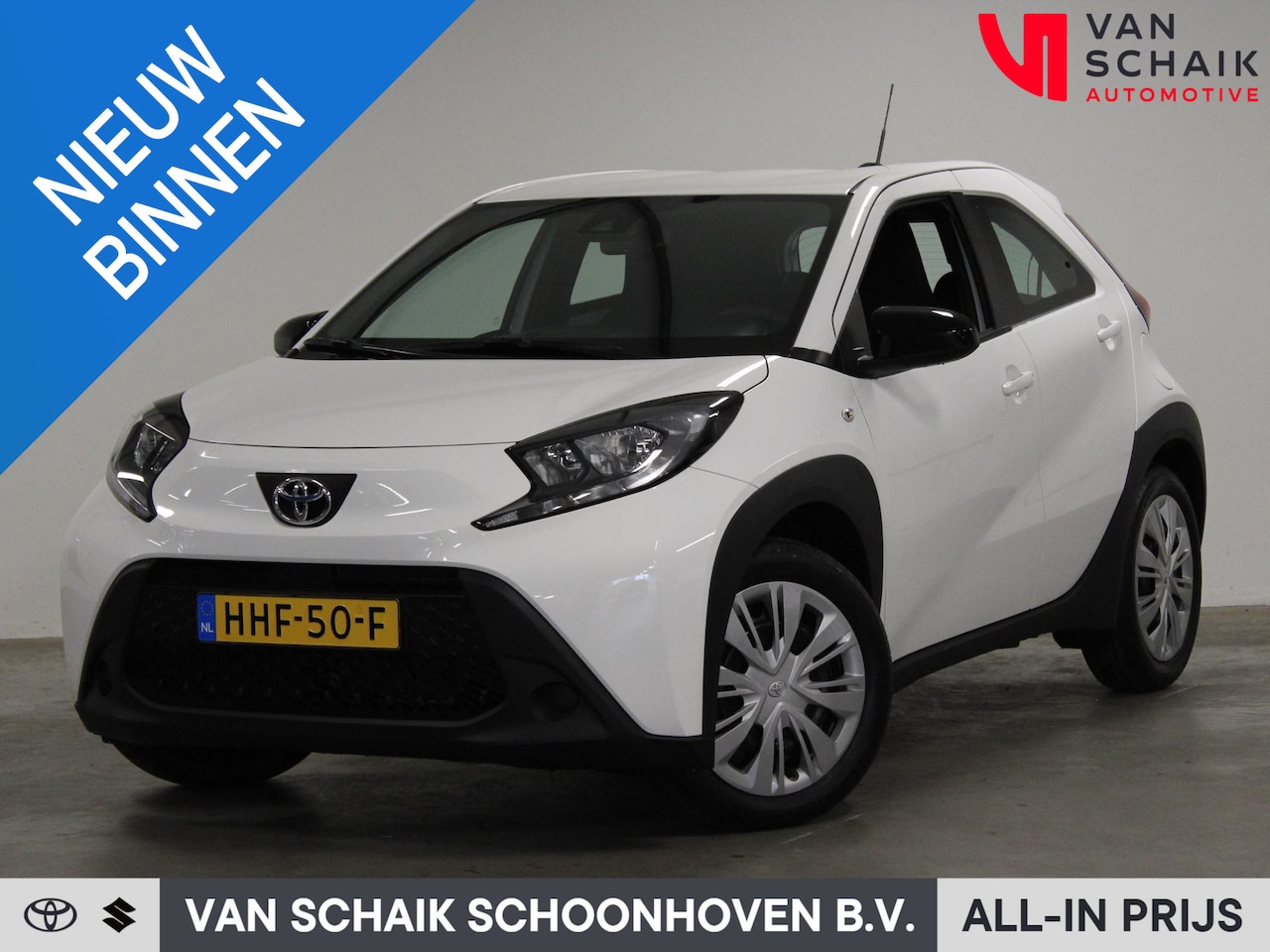 Toyota Aygo X - 1.0 VVT-i MT Play Nieuw 67 km - AutoWereld.nl